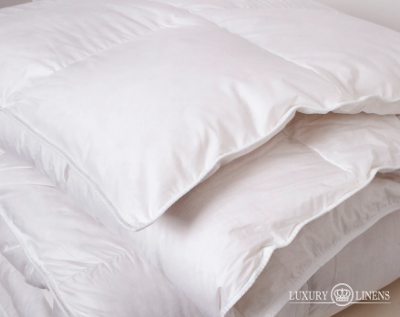Ковдра LUXURY LINENS 100% бавовна/90% пух преміум класу
