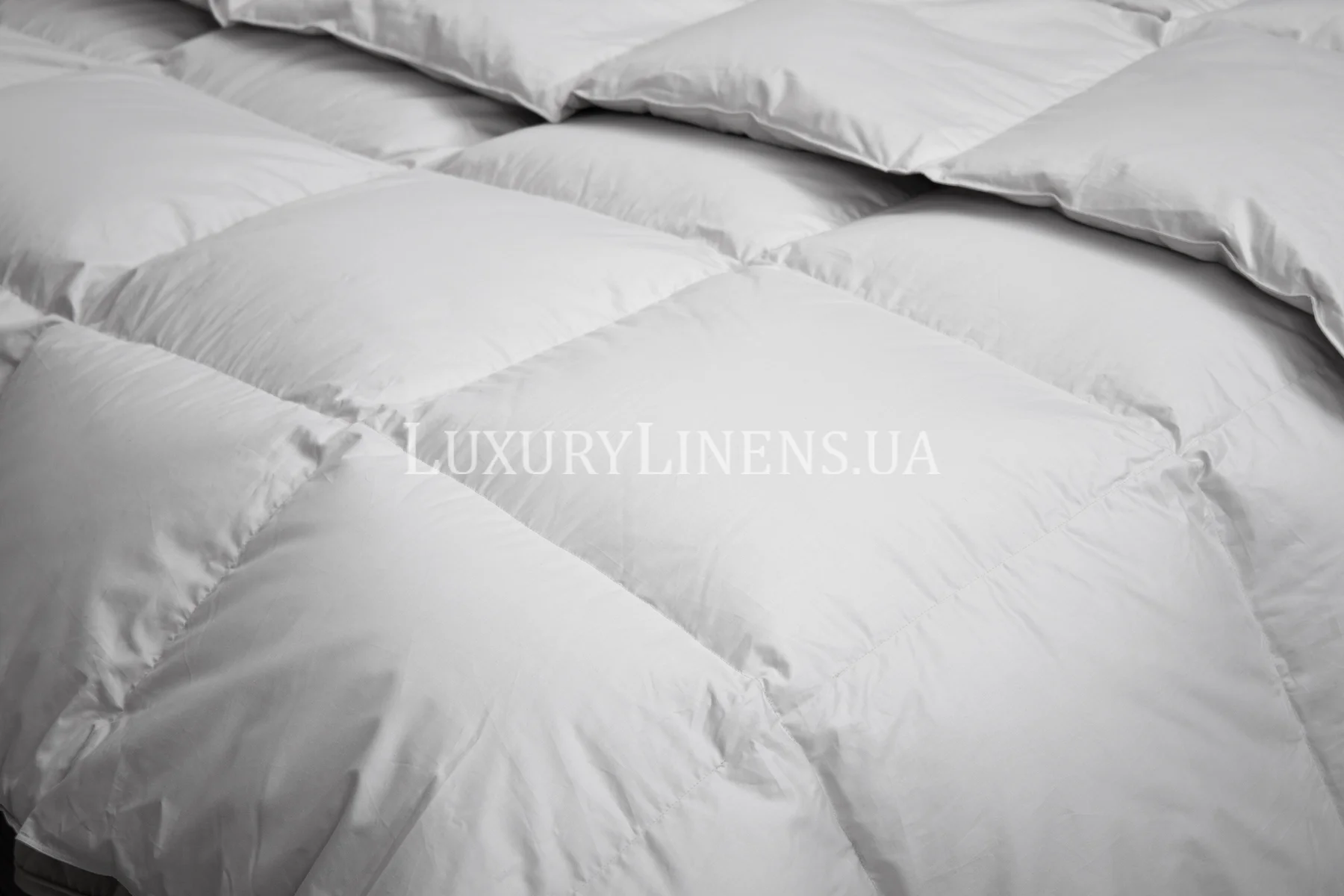 Пухова Ковдра Luxury Linens Silver Medium