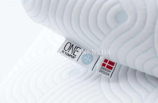 Подушка One By Tempur Support cooling M 50*31*10/5 см