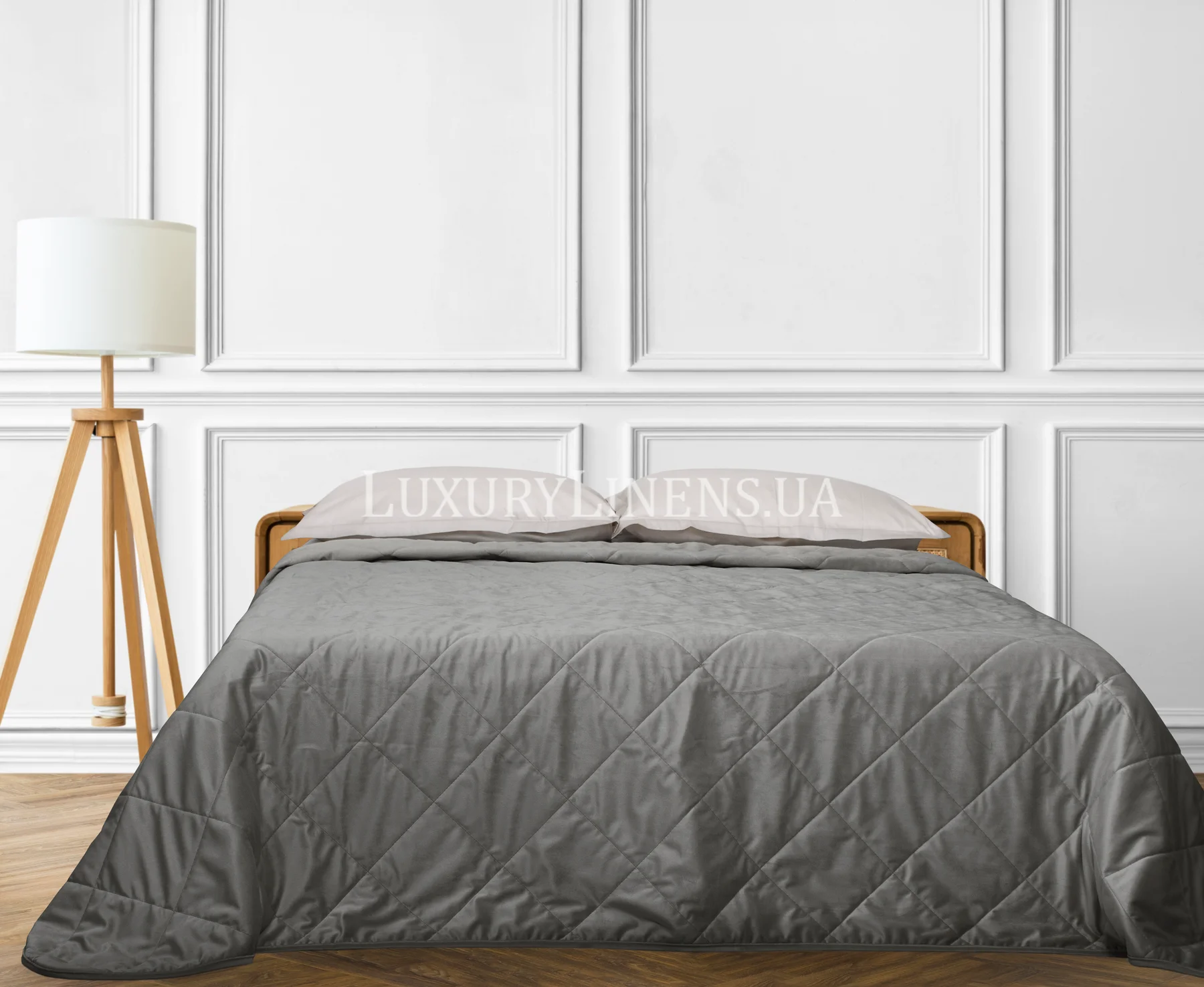 Стьобане покривало Luxury Linens Gray 240x260