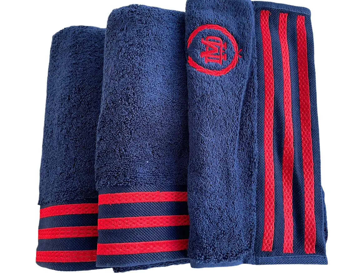 Набір рушників Maison D'or Delon Navy Red махрові 30-50 см,50-100 см,70-140