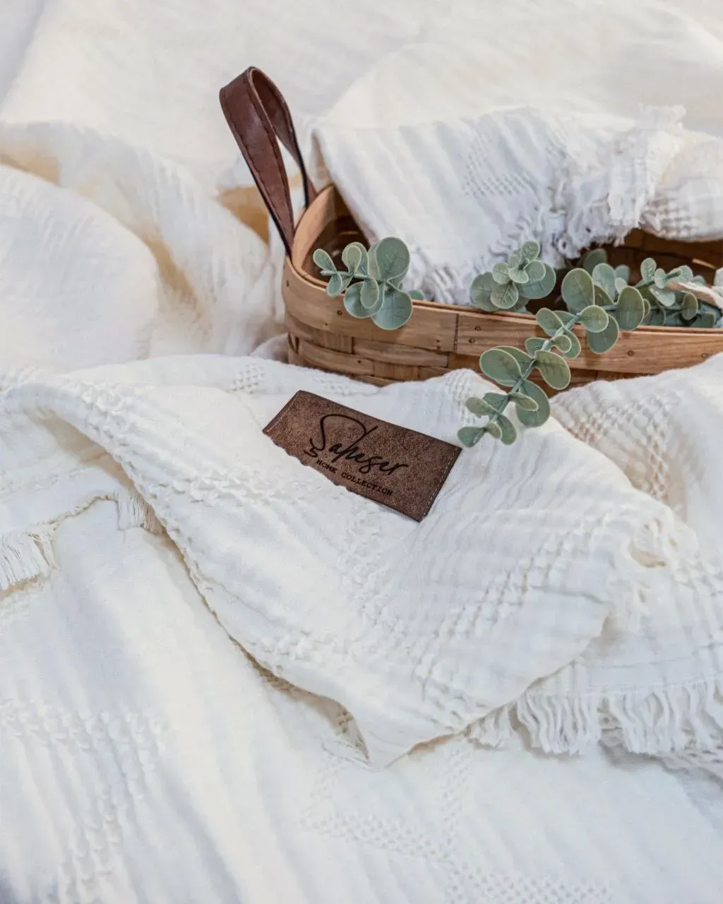 Покривало Saheser - Pike Oscar krem ​​240*260