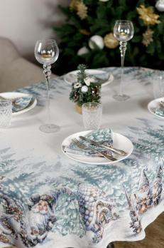 Новорічна овальна гобеленова скатертина Казкові гноми