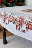 Новорічна гобеленова скатертина Carousel