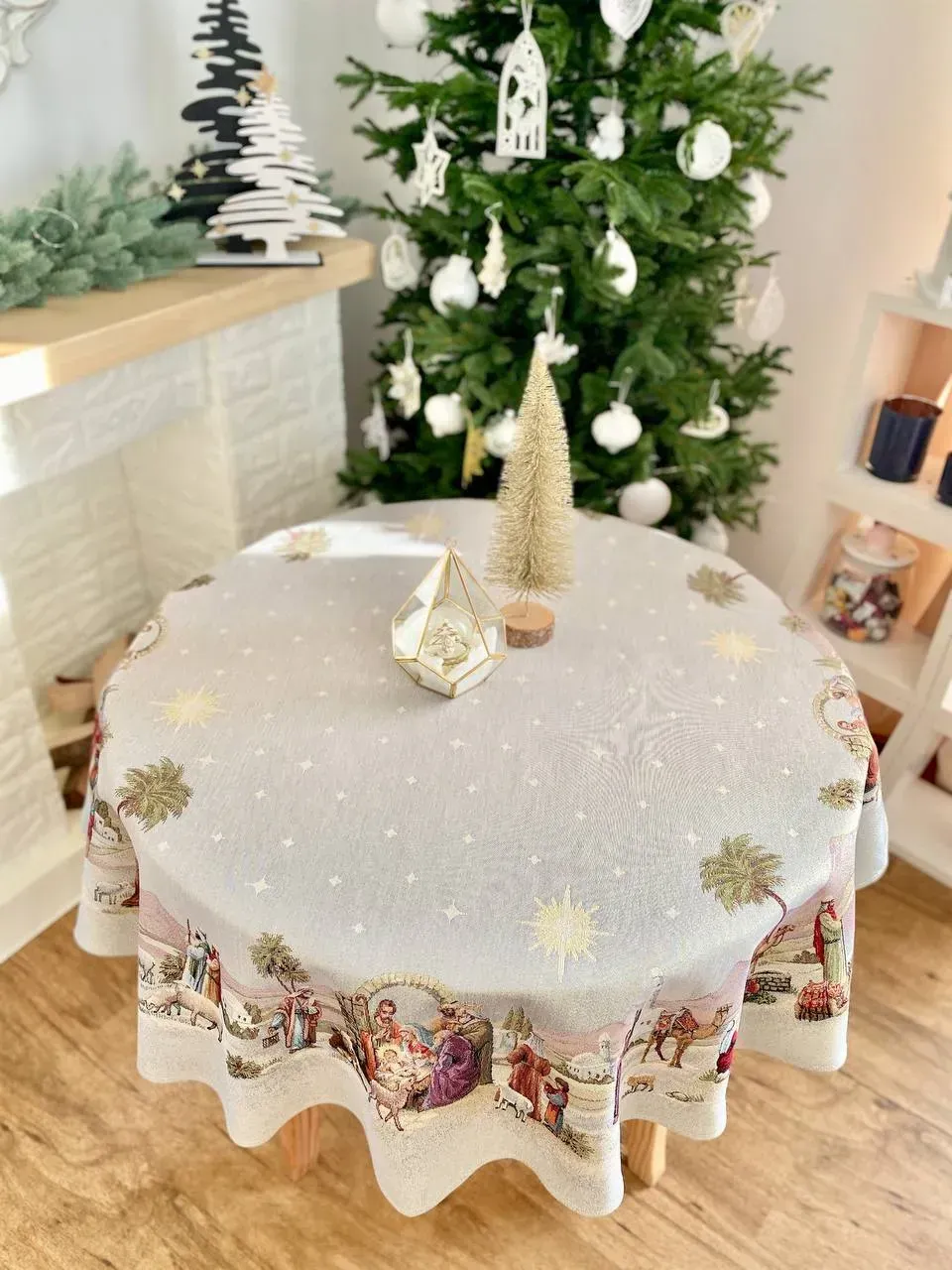Скатертина гобеленова ROUND1153 Вифлеємське диво Limaso