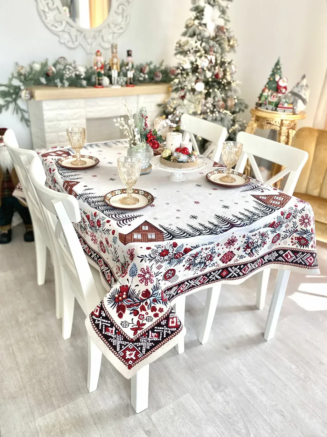 Скатертина гобеленова HUTSUL Limaso