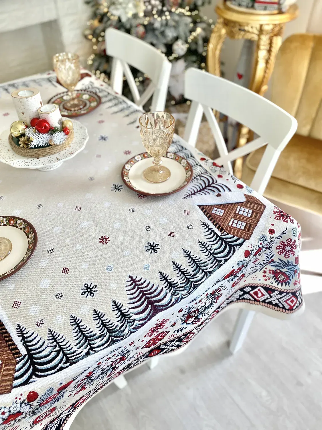 Скатертина гобеленова HUTSUL Limaso