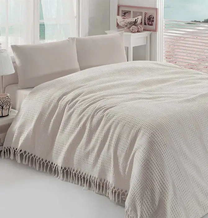 Покривало-плед IzziHome Checkers піке 220х240 см бежевий