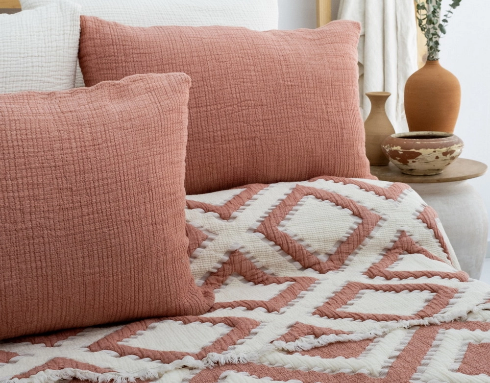 Турецьке муслинове покривало Saheser Sonia 240х260 із наволочками 50х70 Kiremit