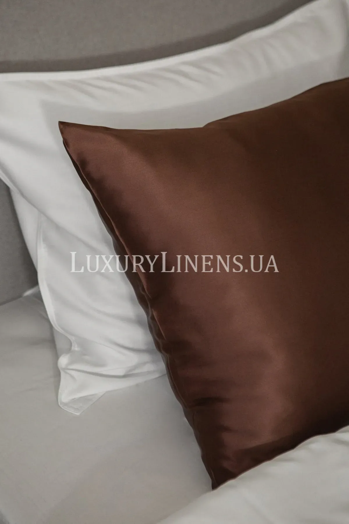 Наволочка шовкова HOME ME 50x70 кольору тірамісу шовк