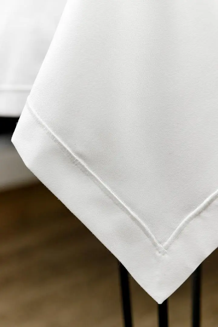 Скатертина Kelly біла